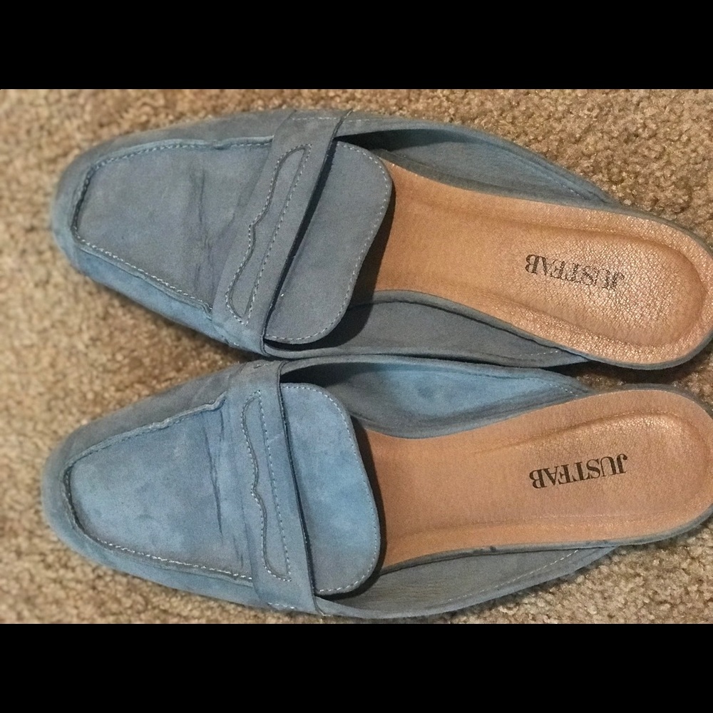 Just fab women’s moccasins